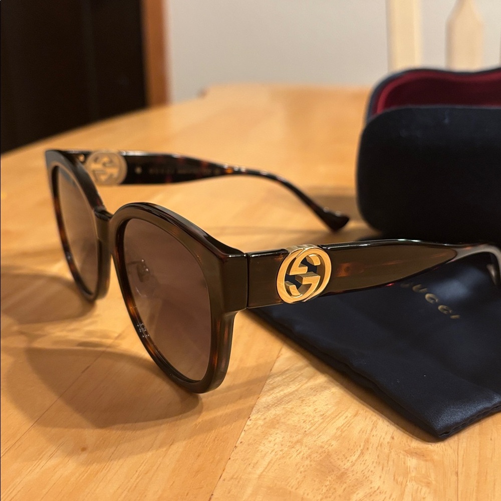 Gucci GG1028SK 007 Sunglasses - Picture 2 of 9